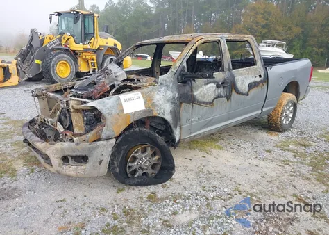 2023 Ram 2500 Laramie 4X4 6'4 Box из США, поврежденный, VIN 3C6UR5FL7PG513099